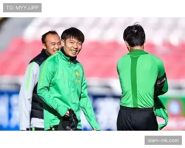 卢顿城新赛季主场首战点燃球迷热情，肯尼尔沃斯路见证期待之战