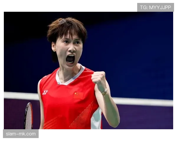 陈雨菲的日常：凌晨四点训练完顺手买了个包